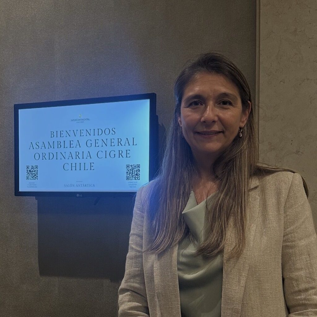 Gersomina Riquelme, Gerente de Energía de PROSIGA, asume como Directora de CIGRE Chile en hito histórico de paridad
