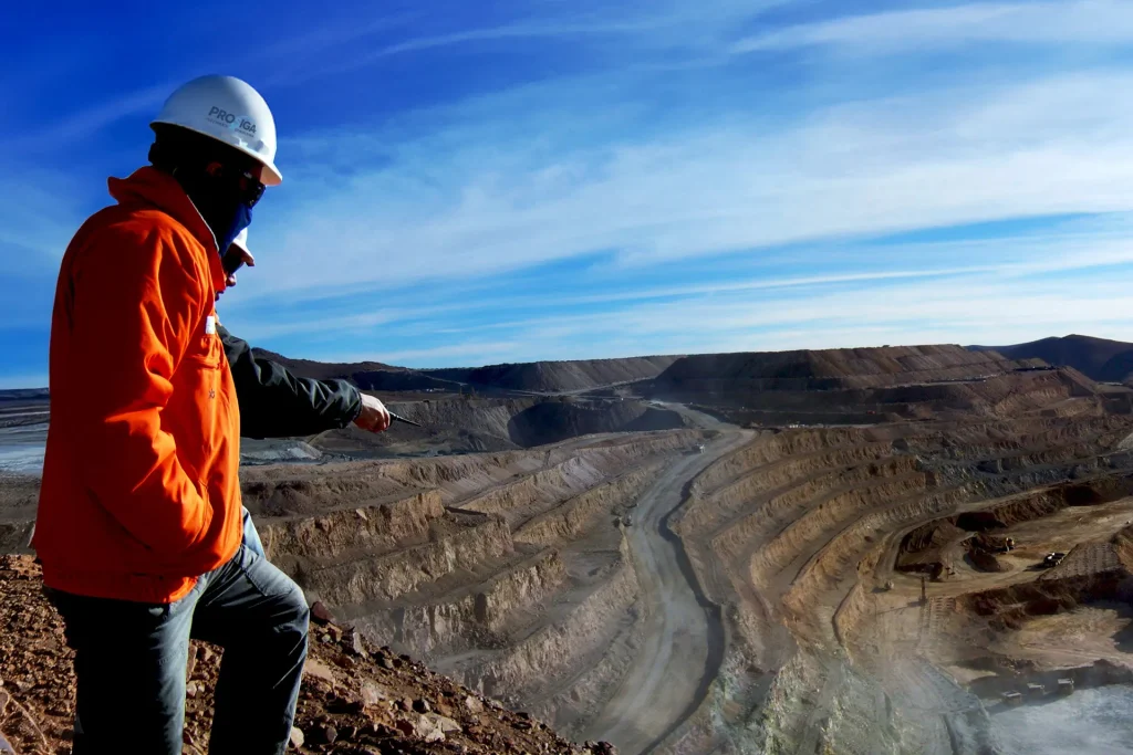 El rol de la Ingeniería de Contraparte en la descarbonización minera: asegurando que los diseños sean sostenibles, eficientes y ejecutables
